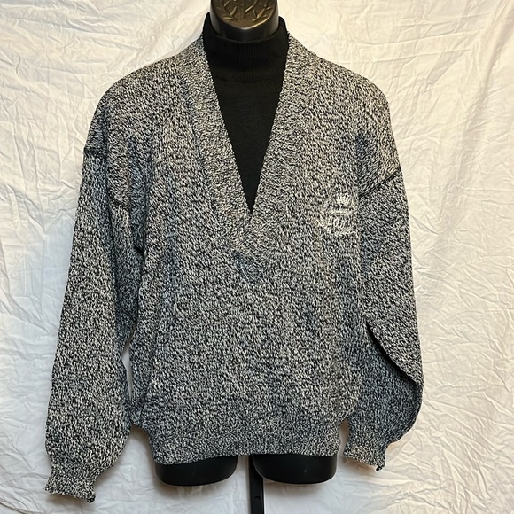 IOU VINTAGE Small World Class Active Sportswear Sweater - Picture 1 of 4